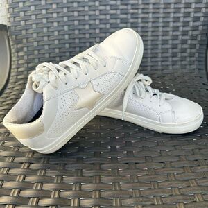 Steve Madden Starling Sneakers Sz 9